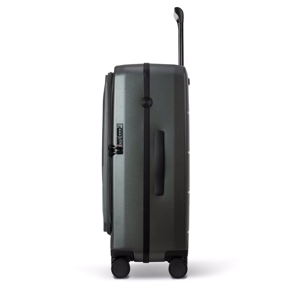Predator Street Style Luggage 25インチ