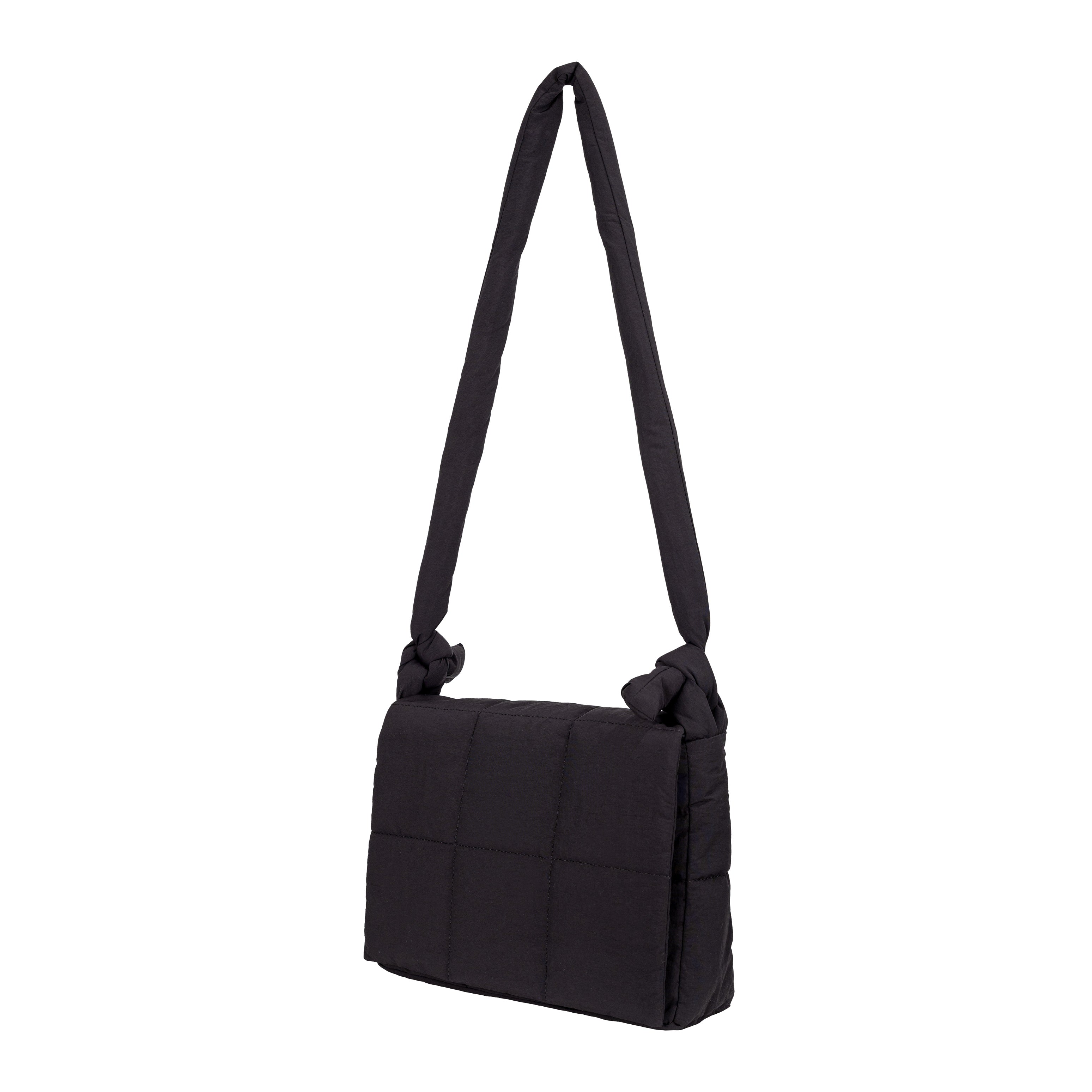 AFS PF ふわもこキルティングショルダーバッグ(オーガナイザー付き)