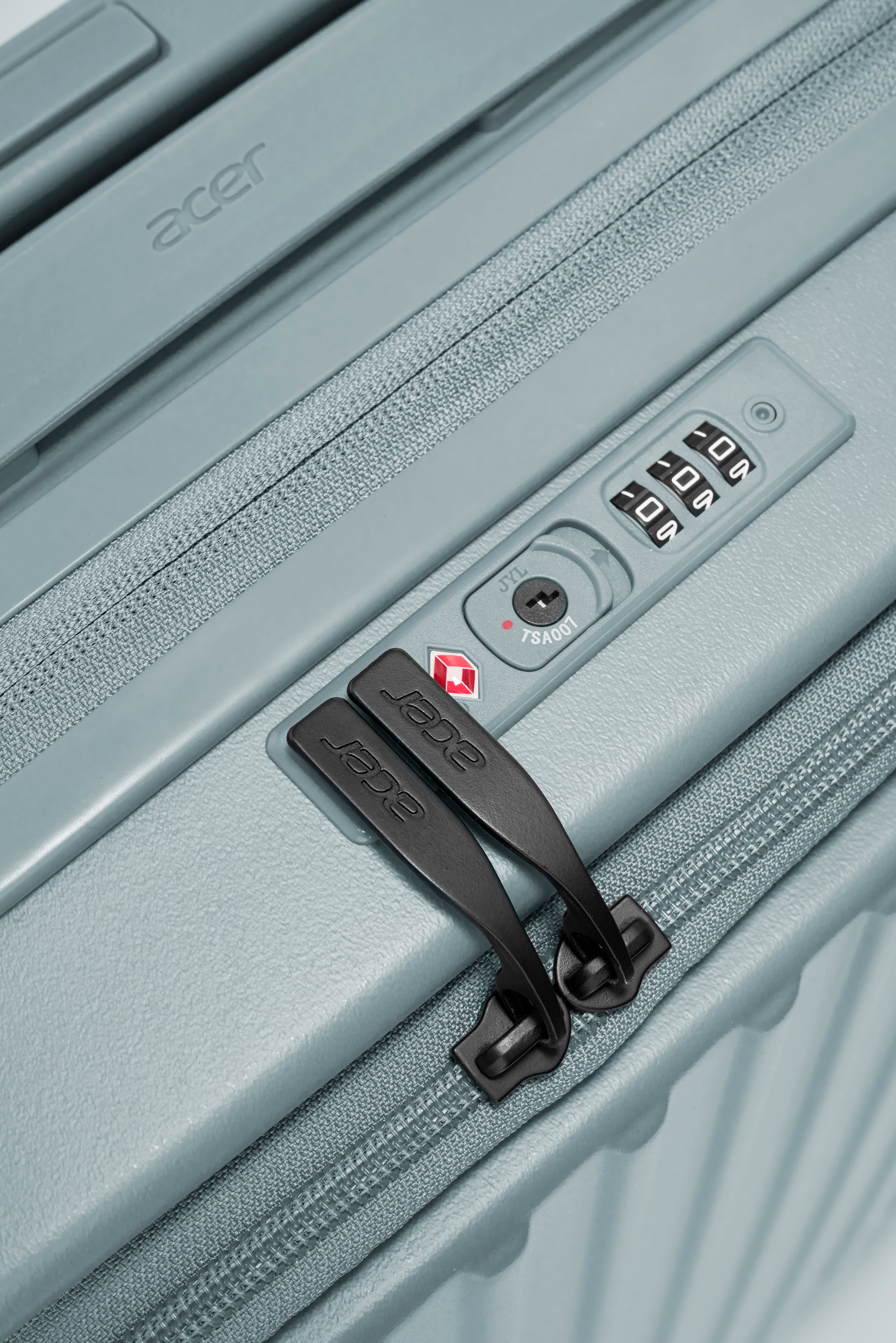 Acer Barcelona Carry-on 20インチ