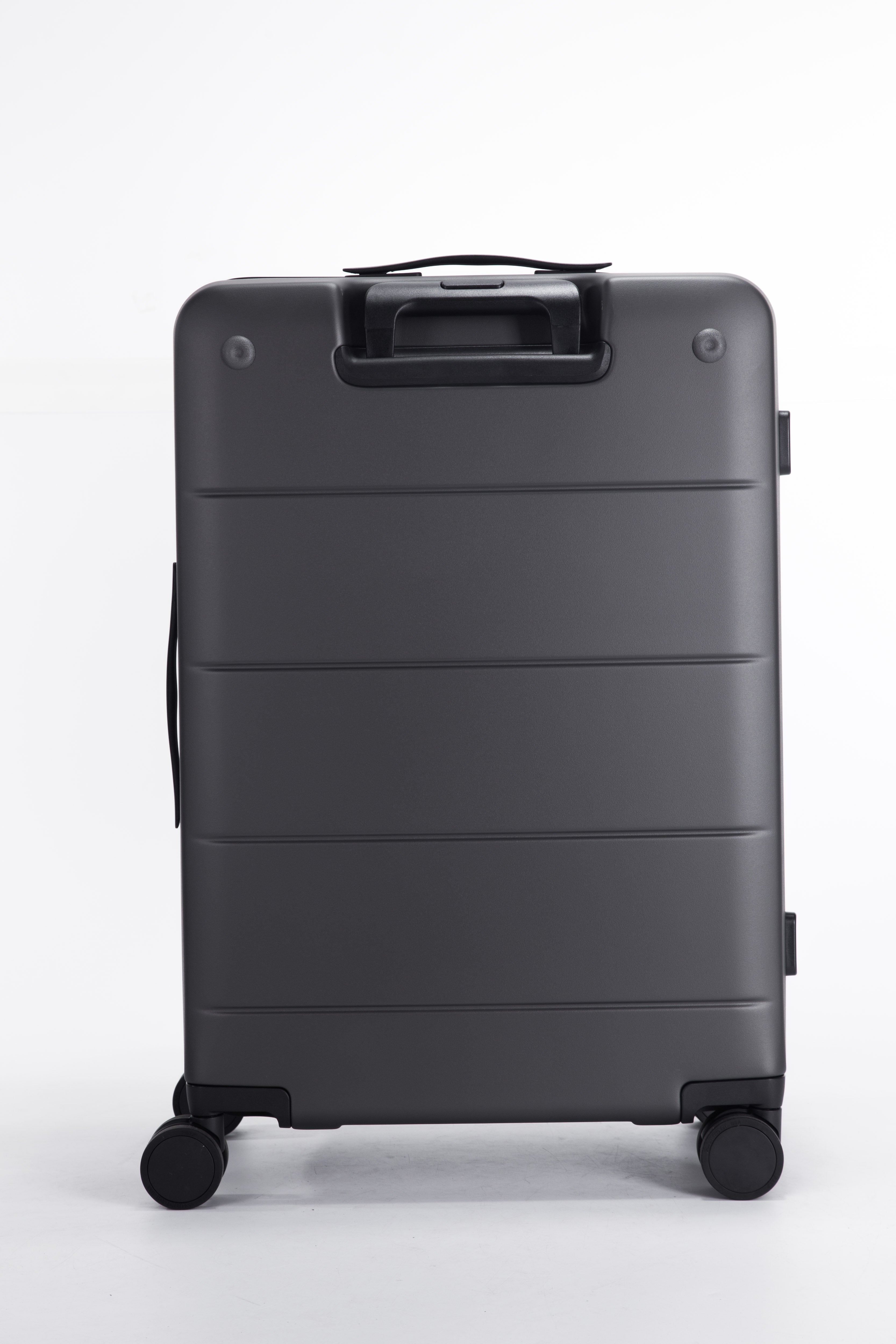 Predator Street Style Luggage 25インチ