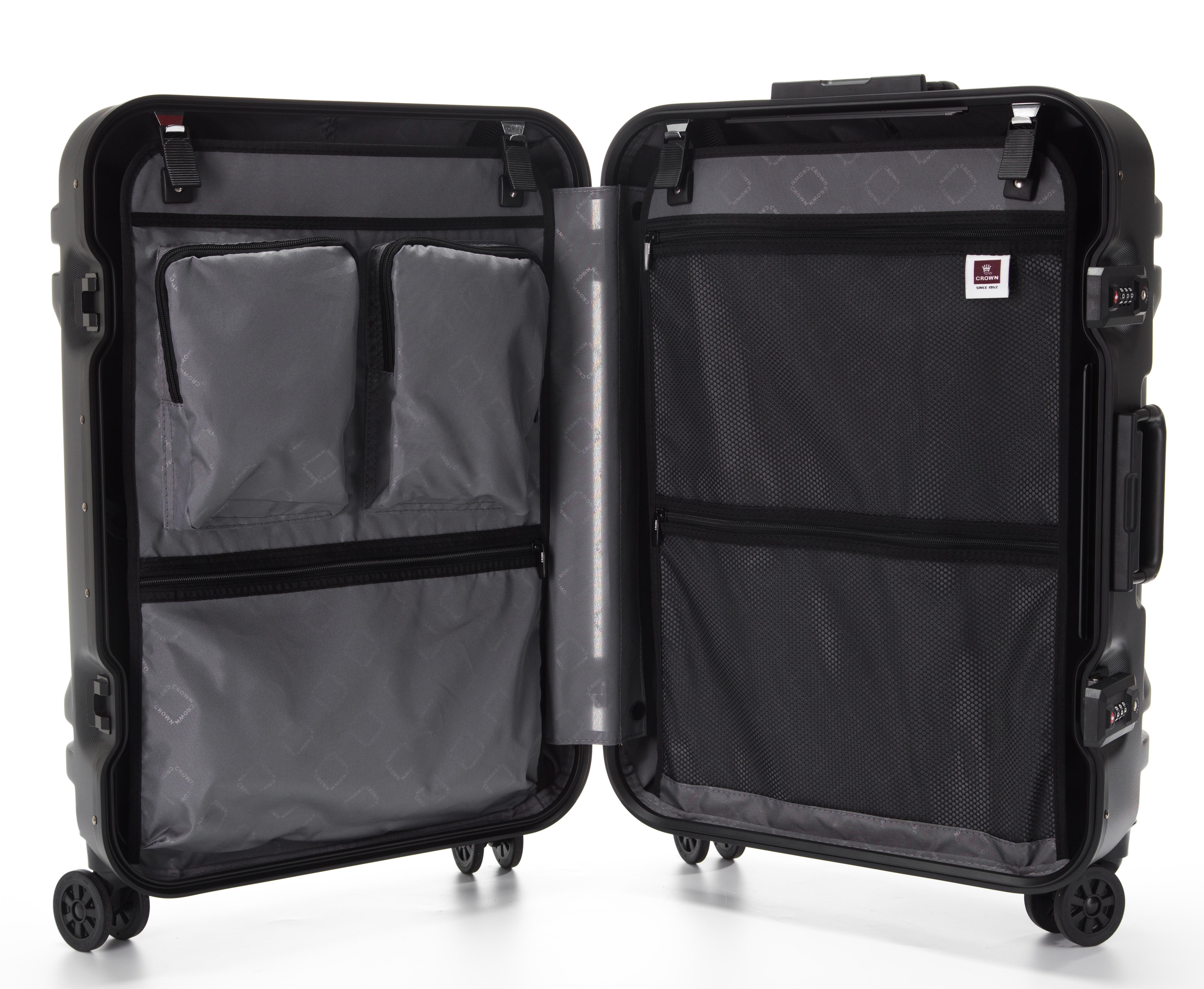 Predator Robust Luggage 22インチ
