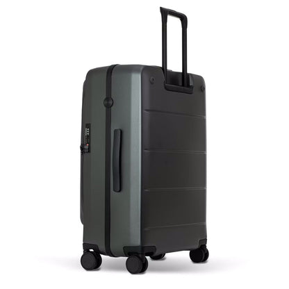 Predator Street Style Luggage 25インチ
