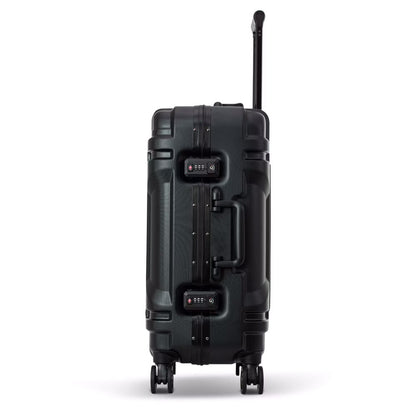Predator Robust Luggage 22インチ