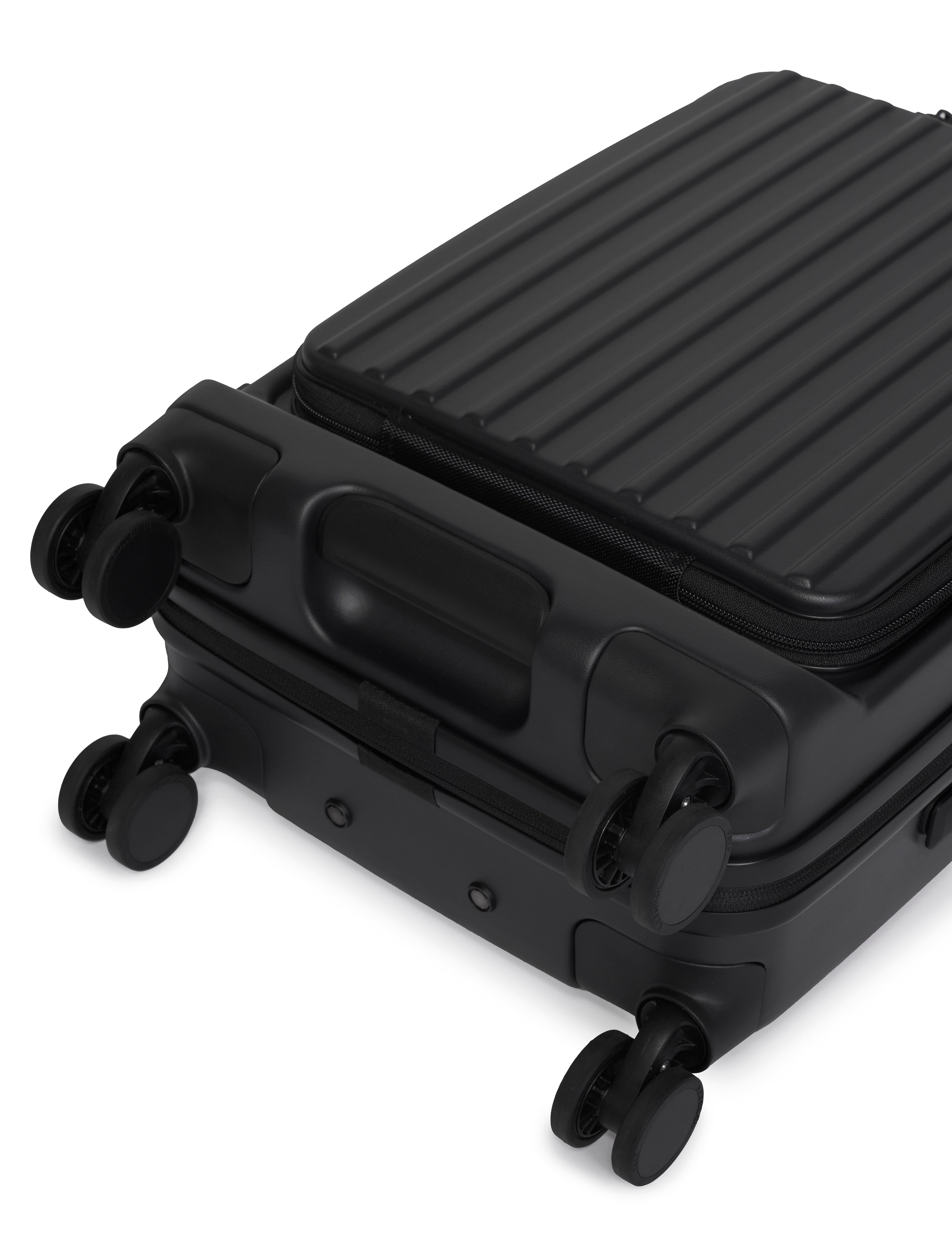 Acer Barcelona Carry-on 20インチ – Whizz Plus