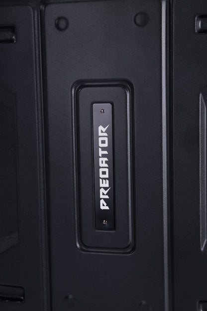 Predator Robust Luggage 22インチ