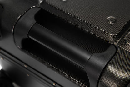 Predator Robust Luggage 22インチ